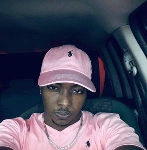 Meet your Posher, Dontavis